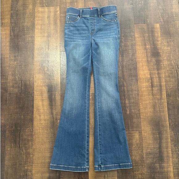 SPANX Women’s Vintage Indigo Flare Blue Pull On Jeans Size Small - Picture 9 of 9